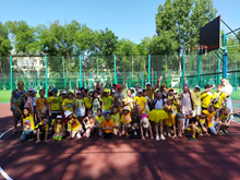 Сегодня, 9 июня, в летнем пришкольном лагере "Солнышко"  был "Жёлтый день"