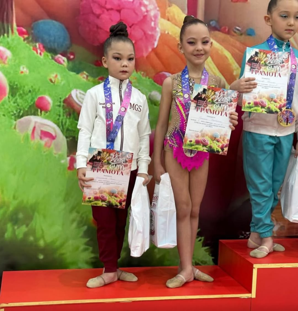 Жетістікке толы жарыс! / Победа на пути к успеху!