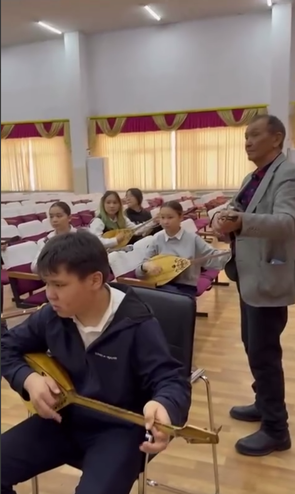 «Күй күмбірі» домбырашылар челленджі. Челлендж домбристов «Звуки куя».