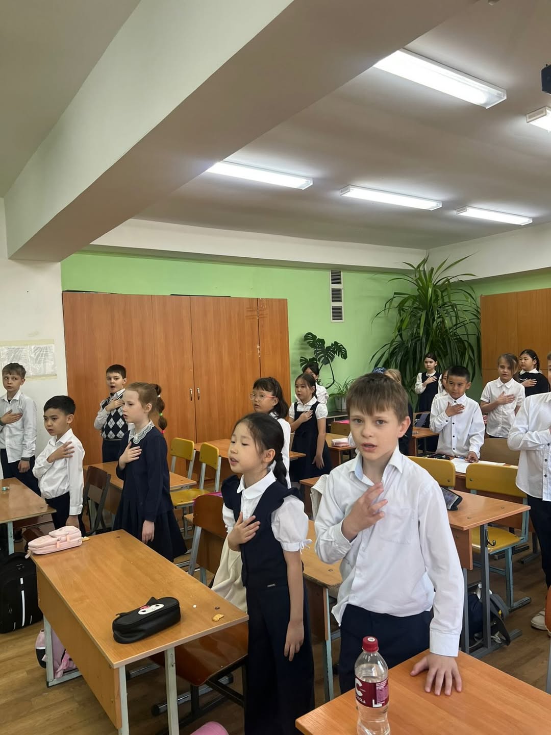 «Адал азамат» бағдарламасы бойынша сынып сағаты. Классный час по программе «Честный гражданин».